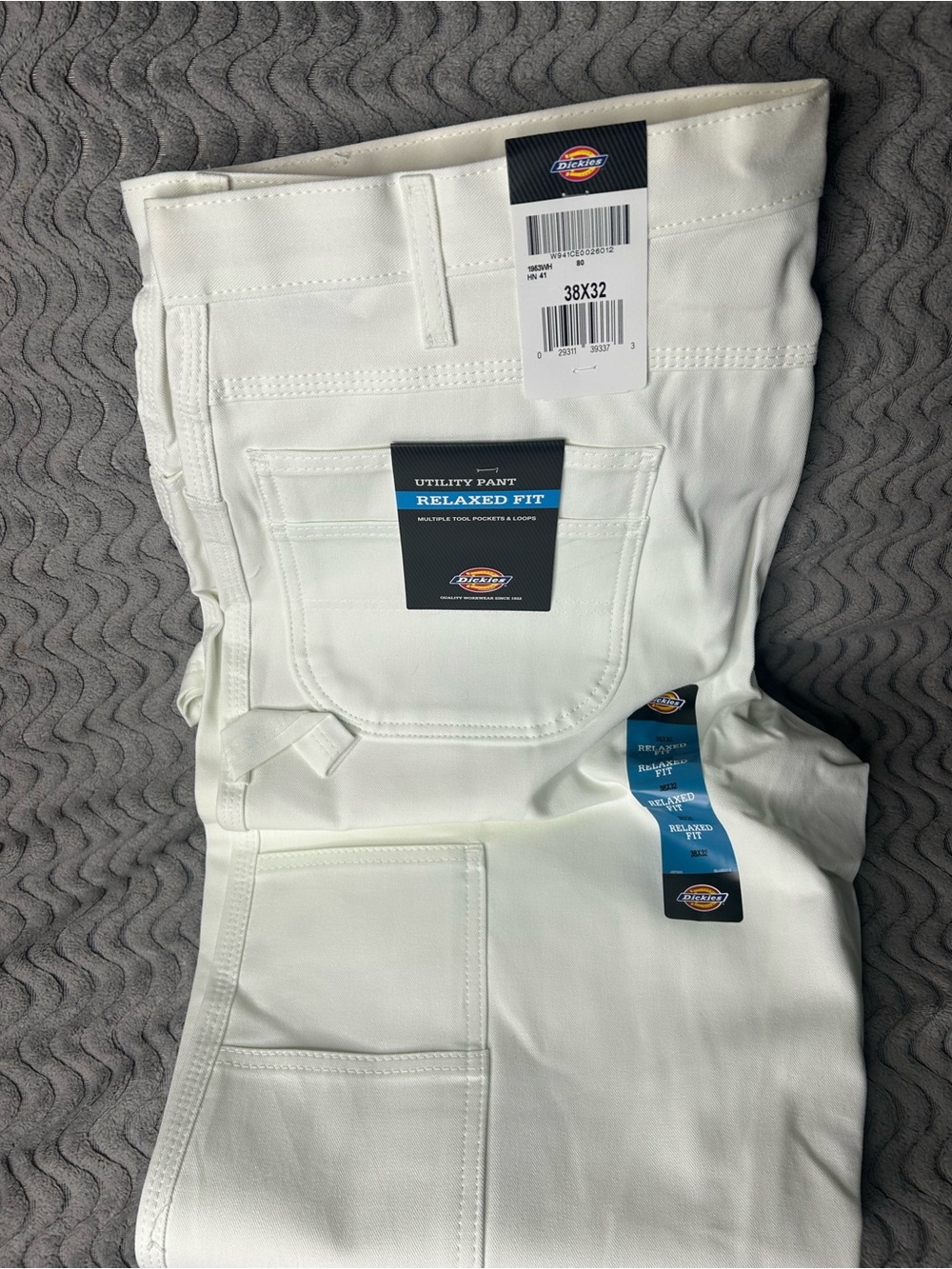 Dickies Men’s Relaxed Fit Cargo Pants - White - Picture 4 of 6